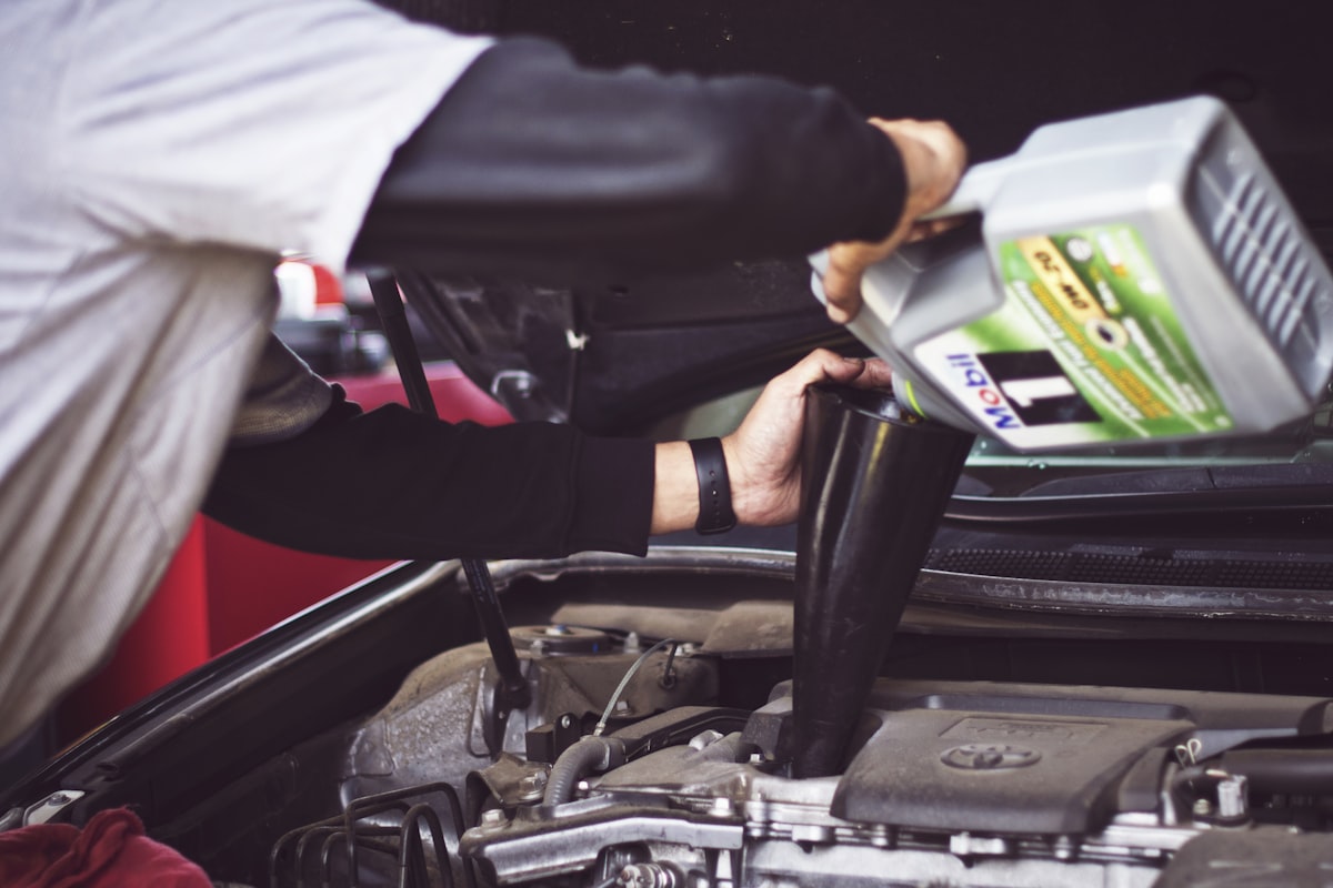 Certified mechanics at Yokesh Auto Mobiles